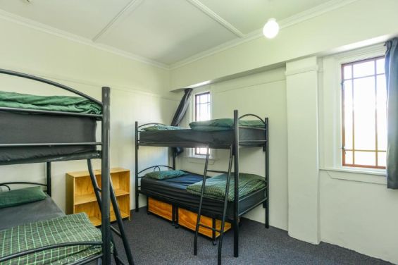 4 Bed Mixed Dorm
